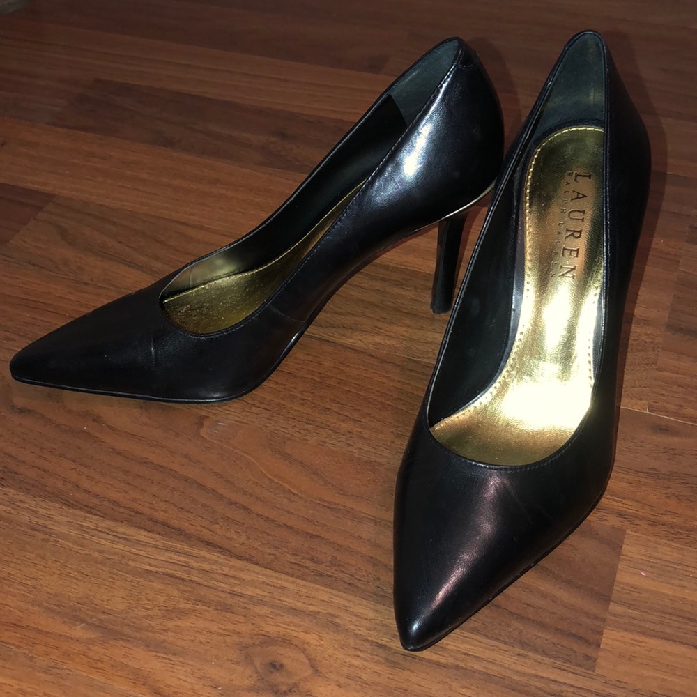 Lauren by Ralph Lauren pump